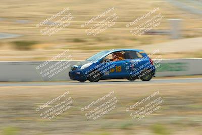 media/May-31-2025-CalClub SCCA (Sat) [[2c1a04e1ee]]/Qualifying/Group 6/Turn 4/